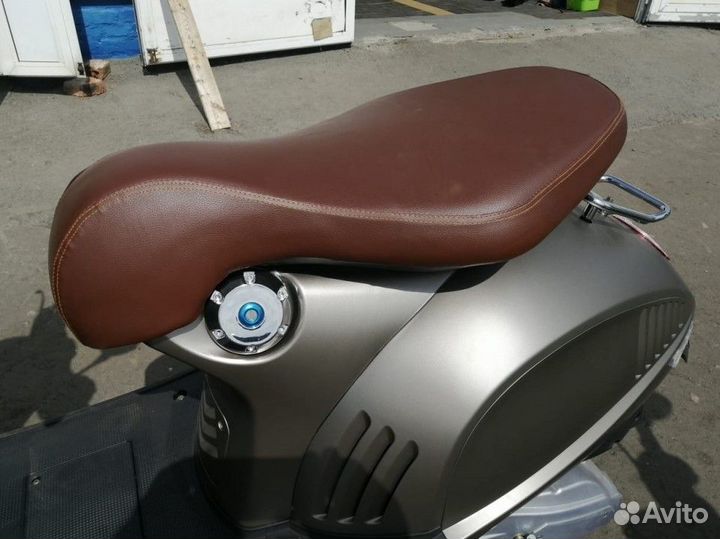 Скутер city PG