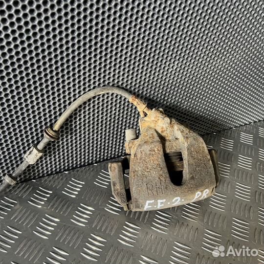 Суппорт тормозной передний правый Ford Focus