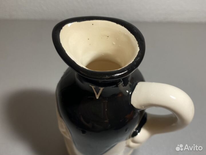 Глиняная ваза