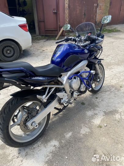 Yamaha FZS600
