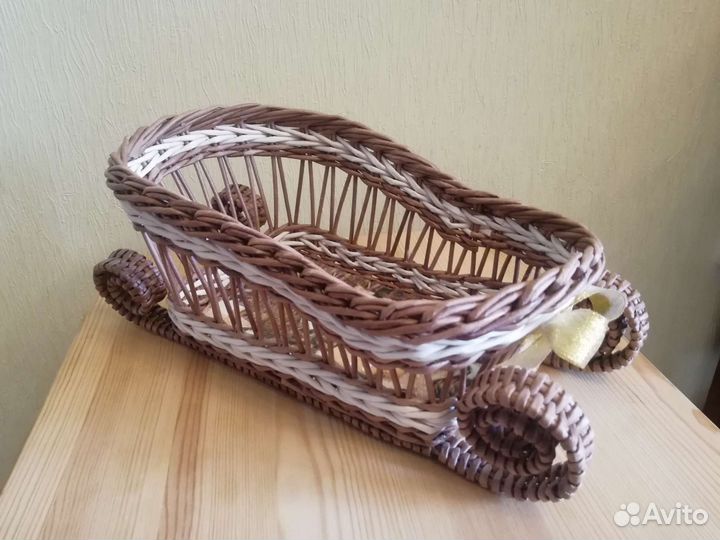 Новогодние санки-корзинки