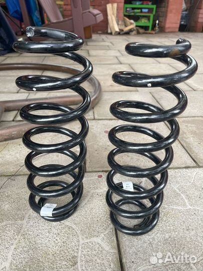 Пружины задние ориг VAG 5QF511115BN