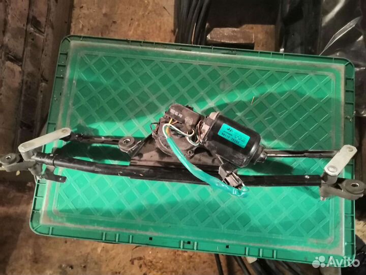 Трапеция дворников с моторчиком Хендай Сантафе