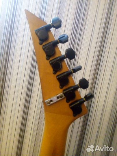 Электрогитара vester maniak Fl.Roys