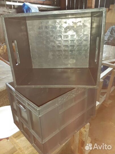 Ящик пластиковый