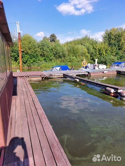 Стоянка для катеров и яхт