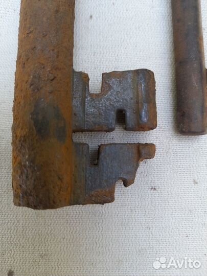 Ключи от дореволюционных замков