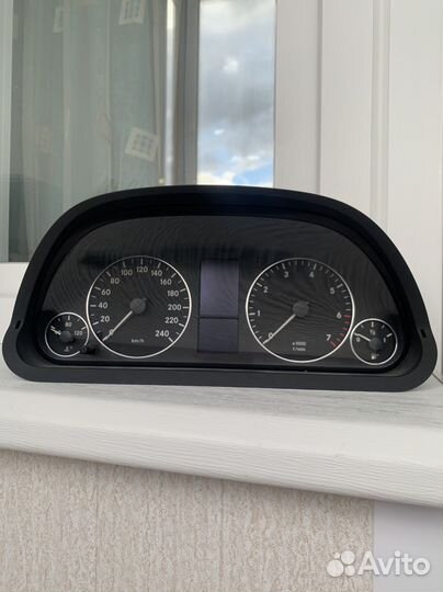 Приборная панель Mercedes w169