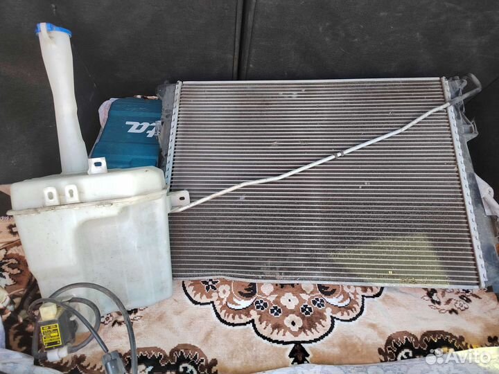 Радиатор охлаждения Киа ceed 2007