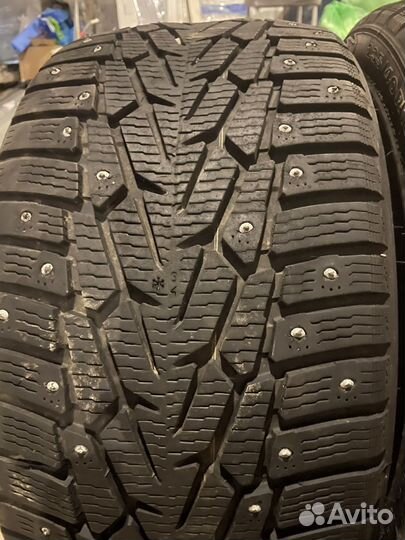 Nokian Tyres Hakkapeliitta 7 235/40 R18 и 255/35 R18 94T