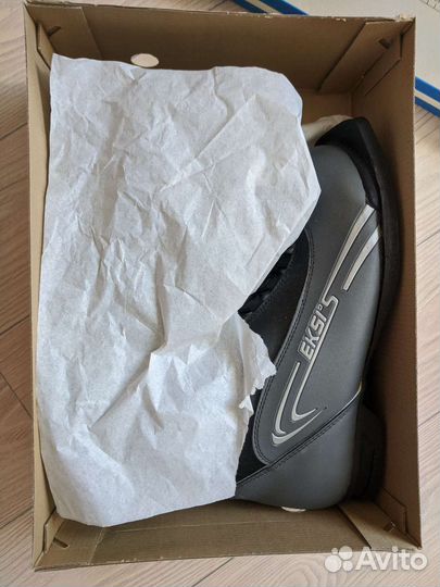 Лыжные ботинки Eksis для беговых лыж размер 43