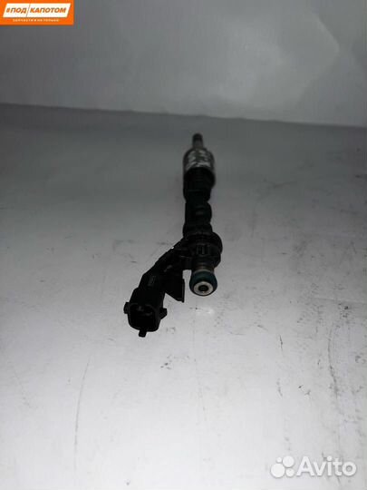 Форсунка топливная Volvo V60 (2010 - 2013)