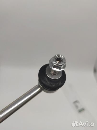 Стойка стабилизатора land rover Арт. LR114253