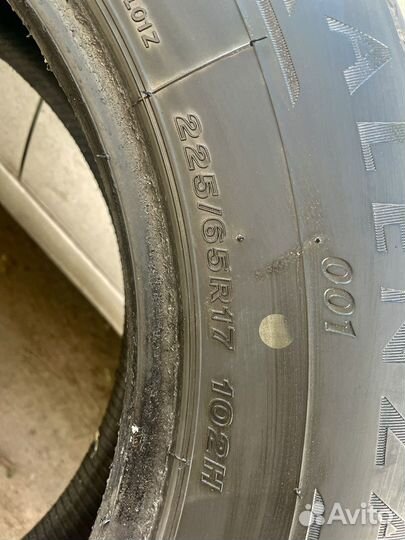 Bridgestone Alenza 001 225/65 R17 102H