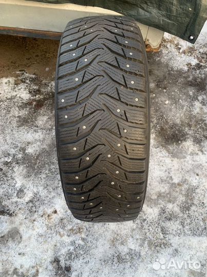 Kumho WinterCraft SUV Ice WS31 235/65 R17