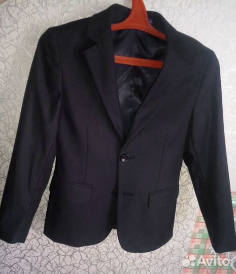 Пиджак синий и жилет в клетку