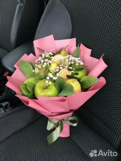 Сладкие букеты на 1 сентября