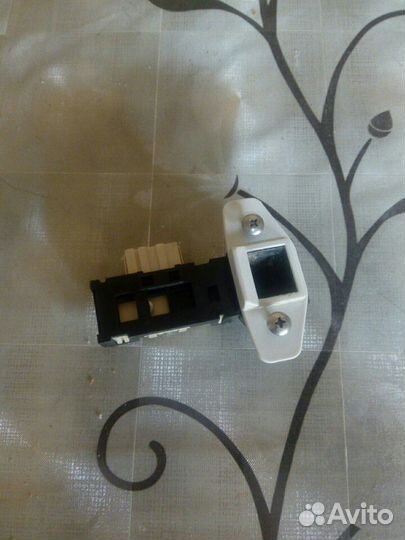 Замок Люка стиральной машинки