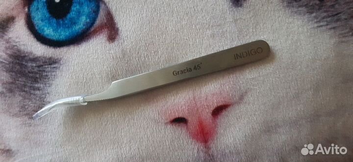 Пинцет для ресниц indigo
