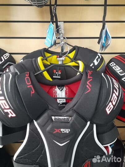Наплечники хоккейные Bauer,CCM