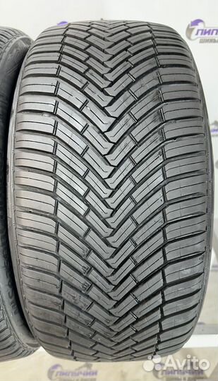 Continental AllSeasonContact 245/40 R19 98Y