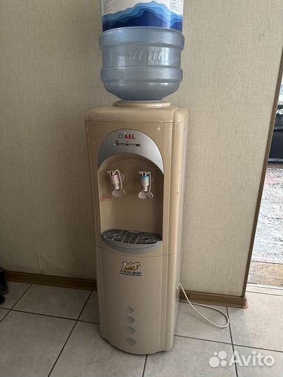 Кулер для воды