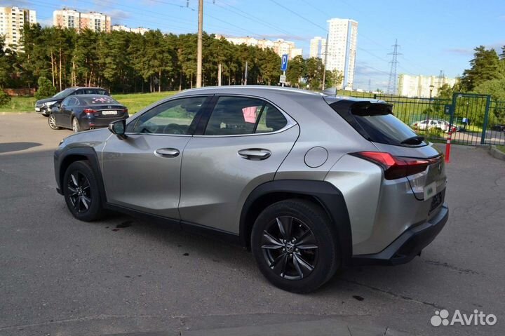 Lexus UX 2.0 CVT, 2020, 67 000 км