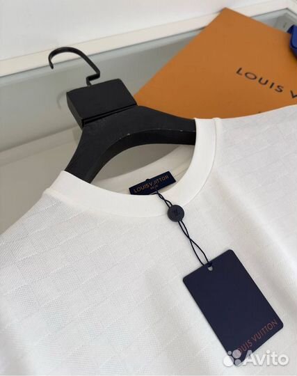 Louis Vuitton футболка