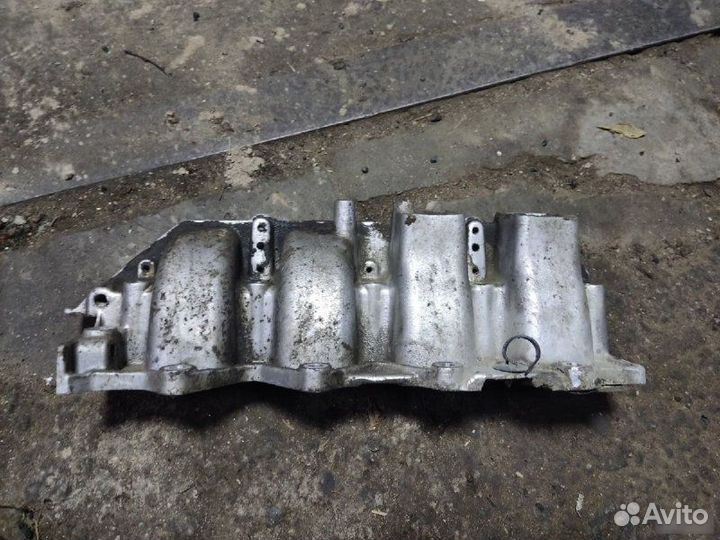 Коллектор впускной Renault Megane 3