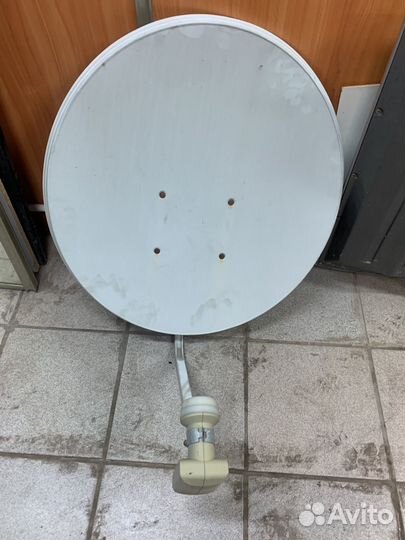 Антенна спутниковая