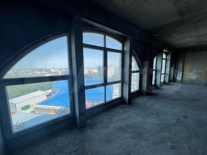 3-к. квартира, 170 м², 5/9 эт.