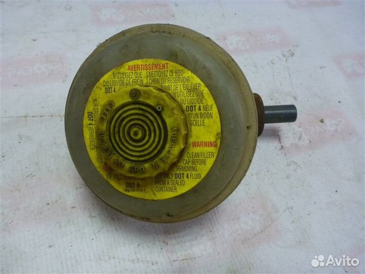 Главный тормозной цилиндр Audi 80 B3 SD 1988