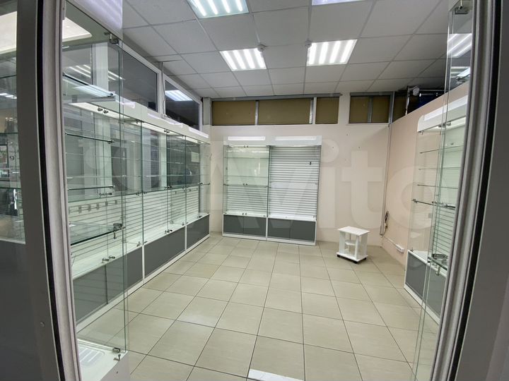 Торговая площадь, 16 м²