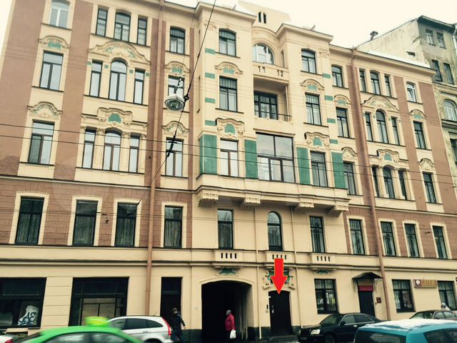 Комната 25 м² в 6-к., 2/5 эт.