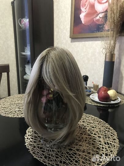 Парик блондинка