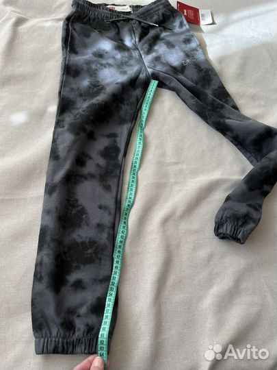 Джоггеры Levi's новые