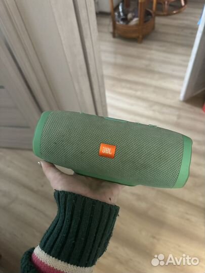 Колонка jbl charge 3