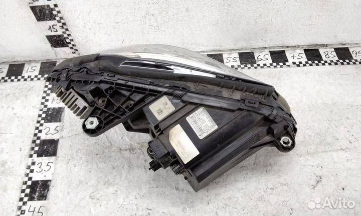 Фара левая Mercedes-Benz C-Class