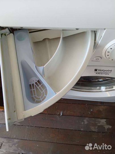 Стиральная машина hotpoint ariston 4кг