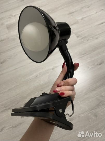 Лампа прищепка