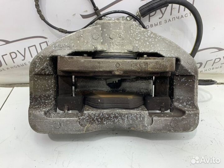 Суппорт передний левый Bmw 5Er 530D F10 (Ф10)