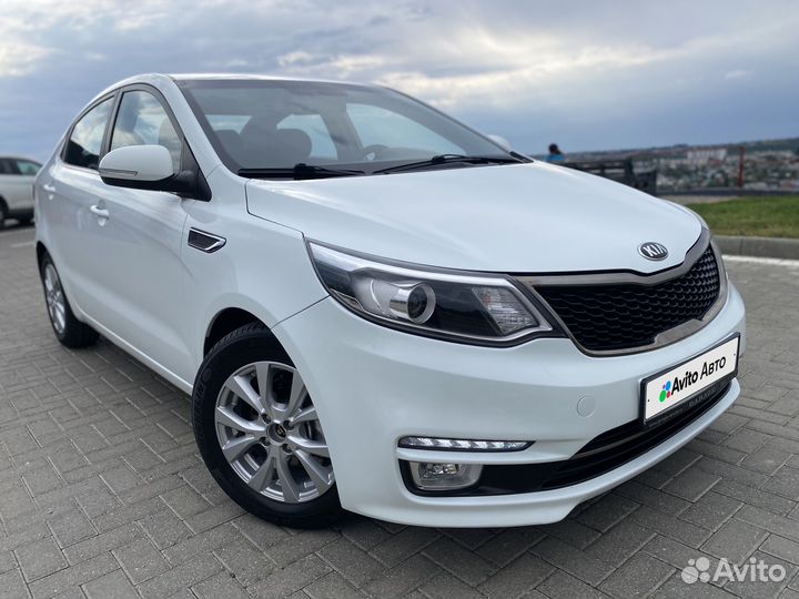 Kia Rio 1.6 AT, 2015, 32 745 км