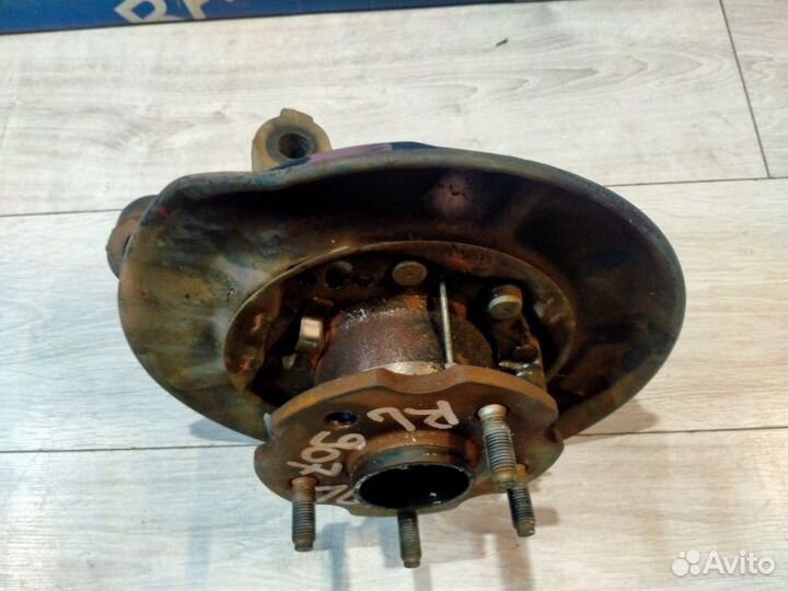 Ступица задняя левая Toyota Mark Ii GX90 1GFE