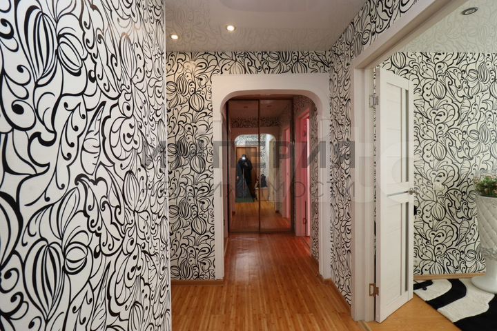 3-к. квартира, 67,4 м², 1/5 эт.