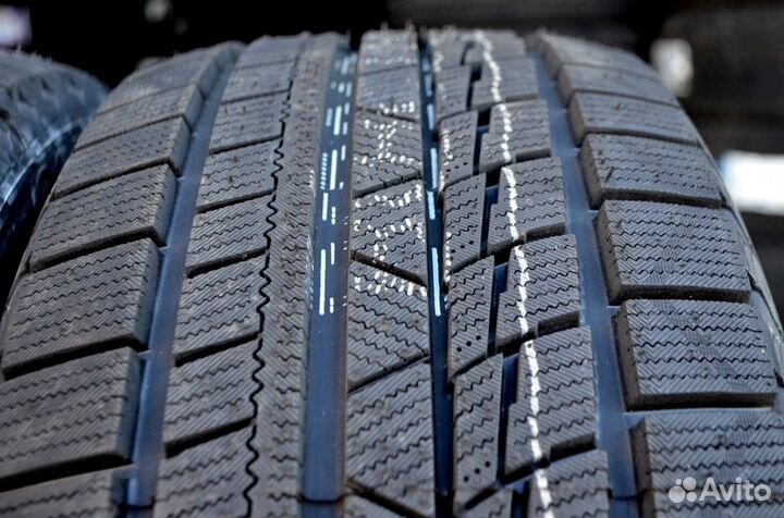 Tourador Winter Pro TSU2 225/45 R17