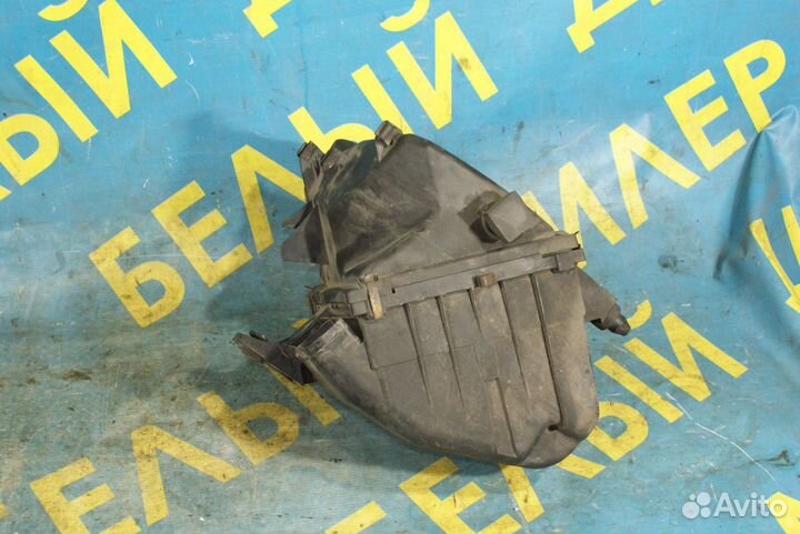 Корпус воздушного фильтра Audi A6 C5