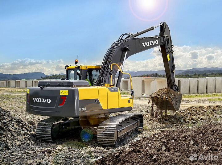 Машинист гусеничного экскаватора