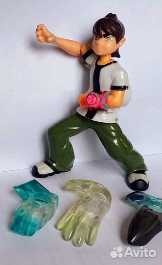 Бен 10. Фигурка Бен Тена электрон. Bandai 2007 г