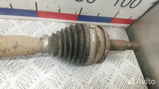 Привод передний правый toyota auris E150 (NDN39N10