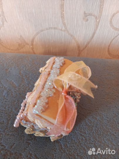 Елочная игрушка шкатулка